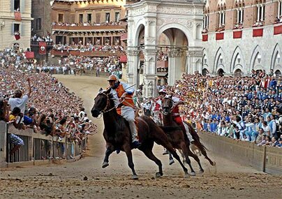 Palio Siena Palio Siena - Палио Сиена (фото EPA) Palio Siena